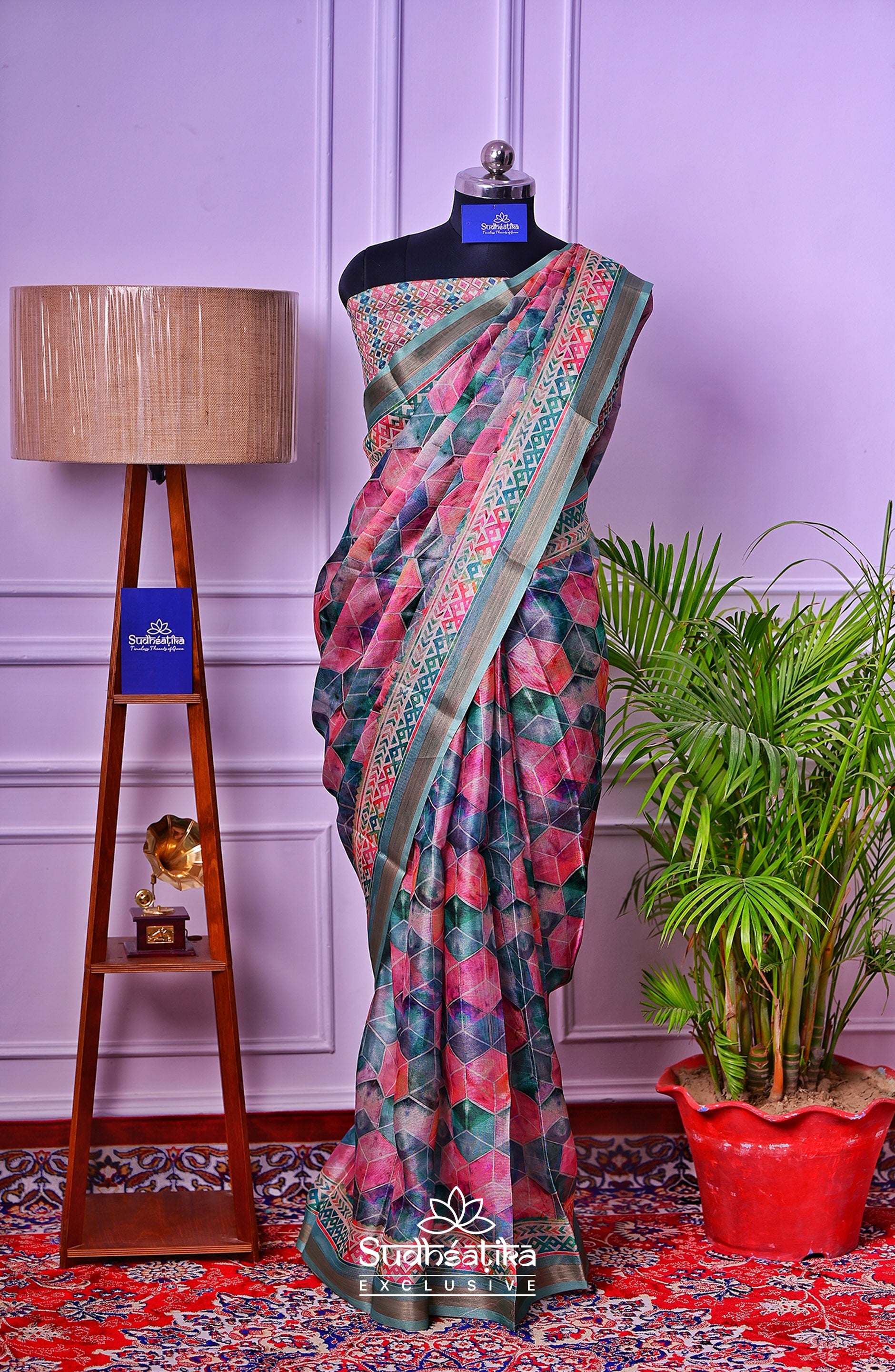 Candy Cubes – Vibrant Digital Illusion Saree