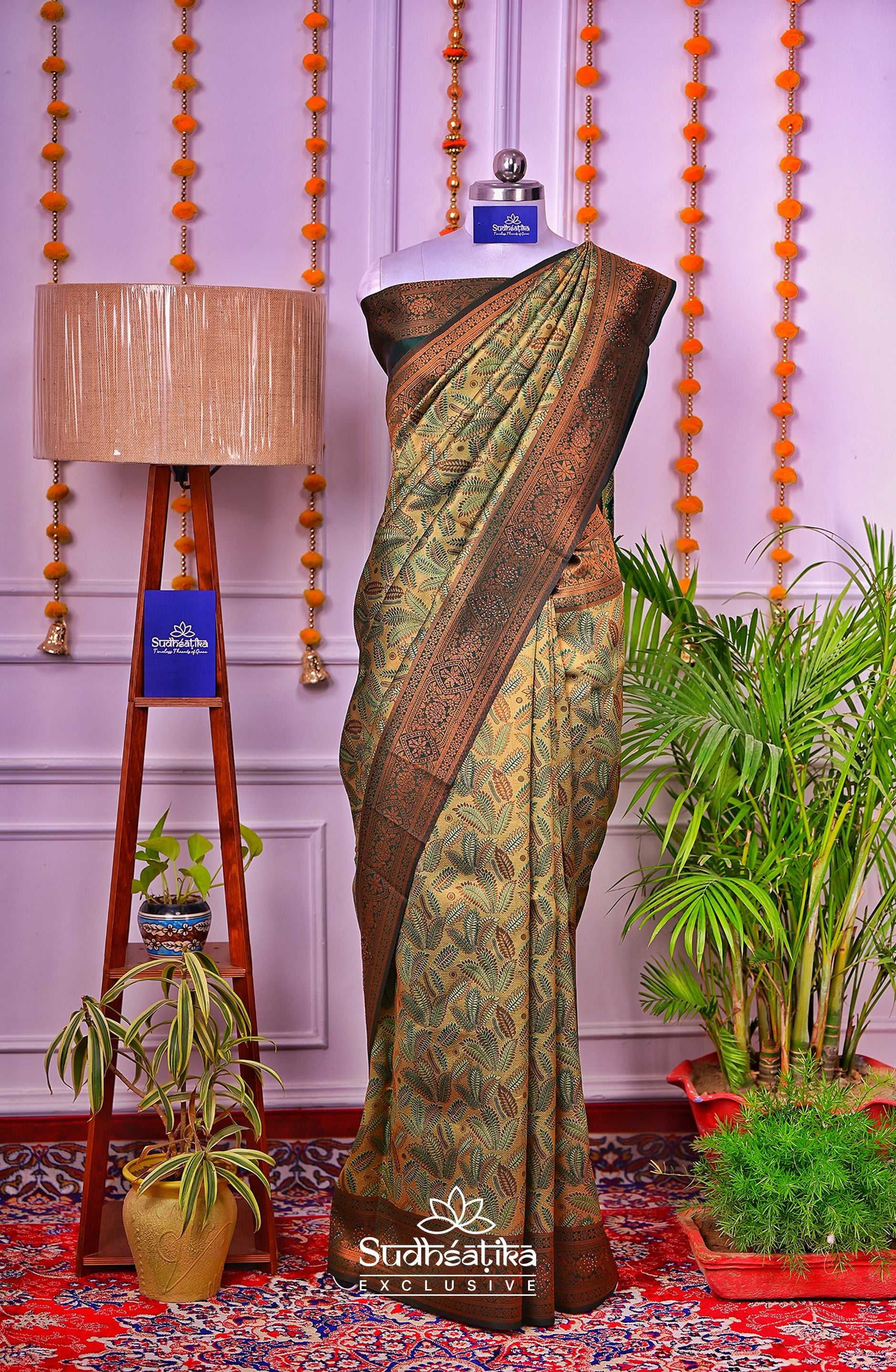 Mehendi Green Silk Woven Banarasi Saree Lightweight