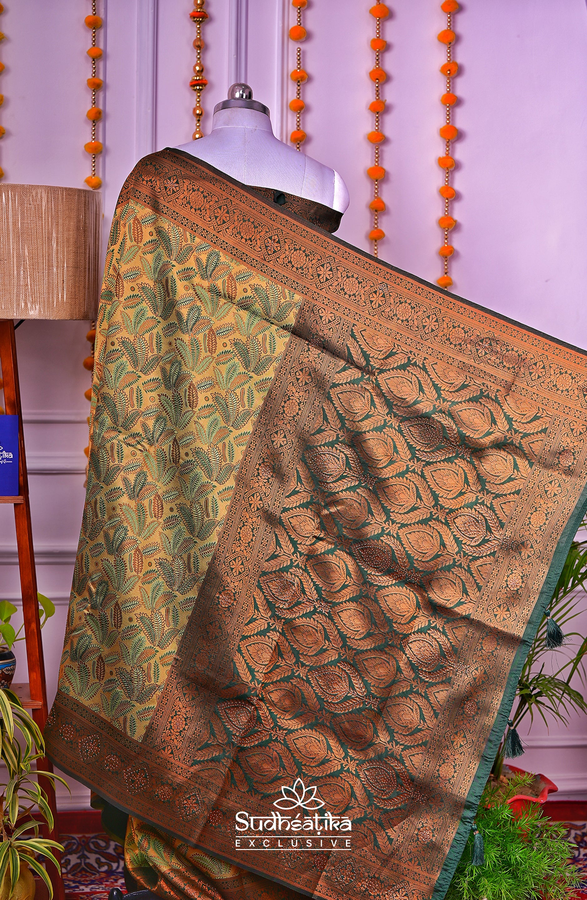 Mehendi Green Silk Woven Banarasi Saree Lightweight